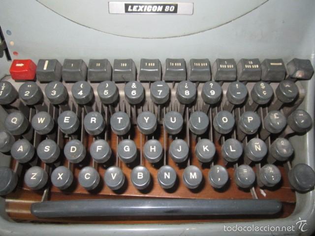Antig&uuml;edades: M&aacute;quina de escribir Hispano Olivetti Lexicon 80. - Foto 4