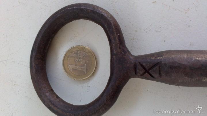 Antig&uuml;edades: antigua gran llave - Foto 7