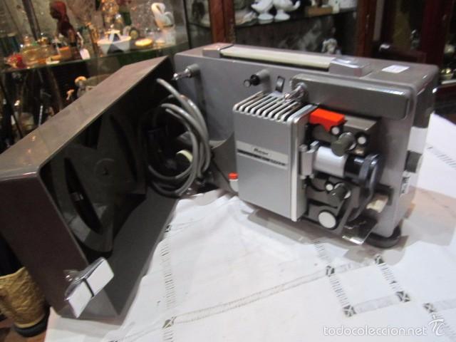 Antig&uuml;edades: Proyector Ricoh Auto 8P de Luxe. - Foto 1