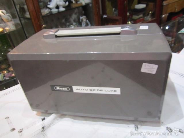 Antig&uuml;edades: Proyector Ricoh Auto 8P de Luxe. - Foto 5
