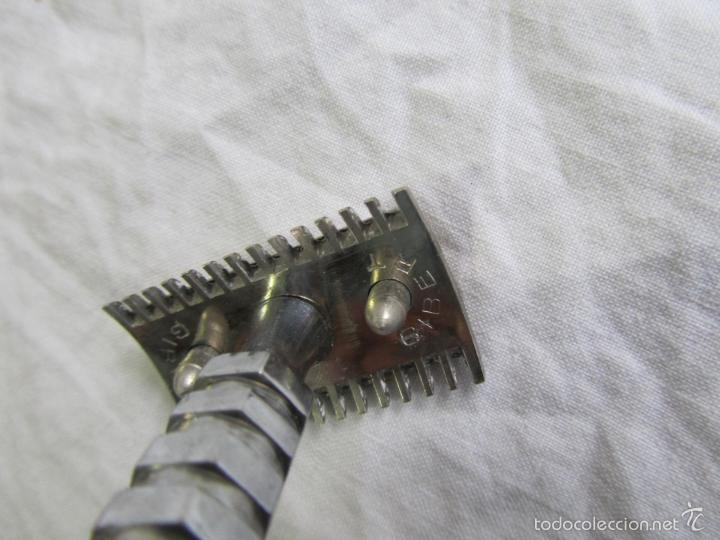 Antig&uuml;edades: Estuche de afeitado con maquinilla Gibert - Foto 8