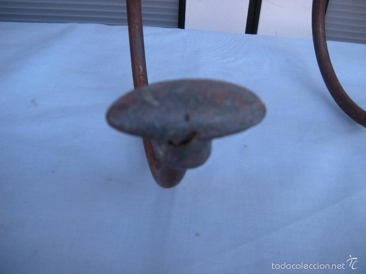Antig&uuml;edades: ANTIGUA PERCHA DE HIERRO FORJADO - Foto 3