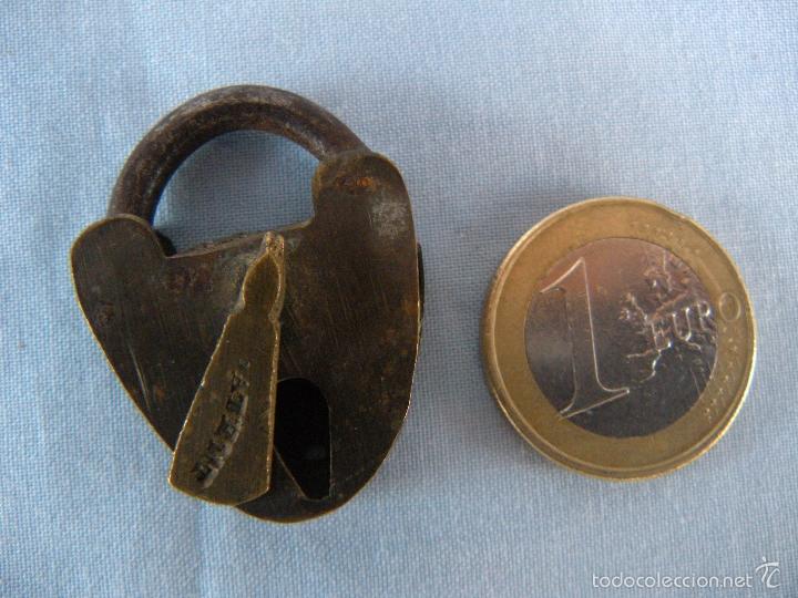 Antig&uuml;edades: PEQUE&Ntilde;O CANDADO DE BRONCE - Foto 4