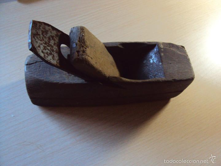 Antig&uuml;edades: CEPILLO PARA MADERA - Foto 1