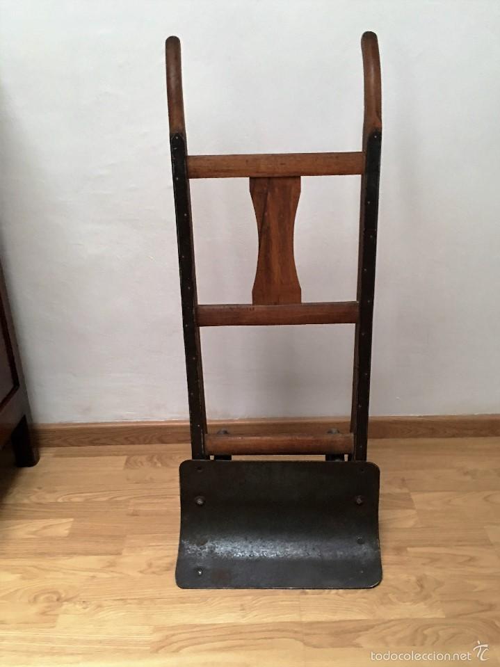 Antig&uuml;edades: carretilla antigua de madera y hierro - Foto 3
