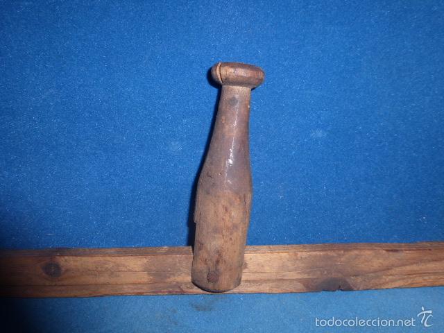 Antig&uuml;edades: ANTIGUO SOPORTE DE MADERA DE BALANZA - Foto 1