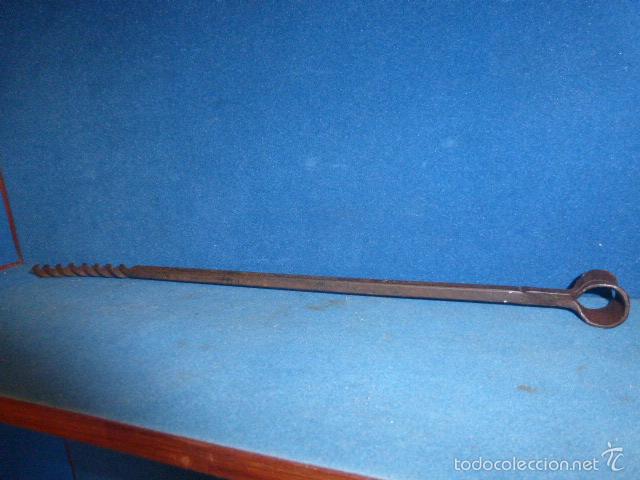Antig&uuml;edades: ANTIGUA BARRENA DE 45.5 CM. - Foto 2