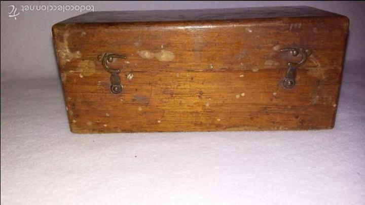 Antig&uuml;edades: TACO O CAJA DE MADERA CON PESAS - Foto 1