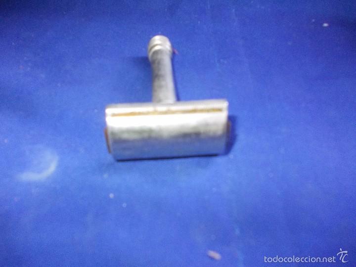 Antig&uuml;edades: maquinilla de afeitar con hoja - Foto 2