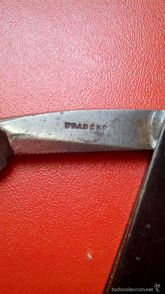 Antig&uuml;edades: navaja afeitar - Foto 3
