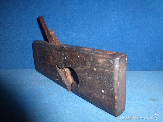 Antig&uuml;edades: ANTIGUO CEPILLO DE CARPINTERO - Foto 3
