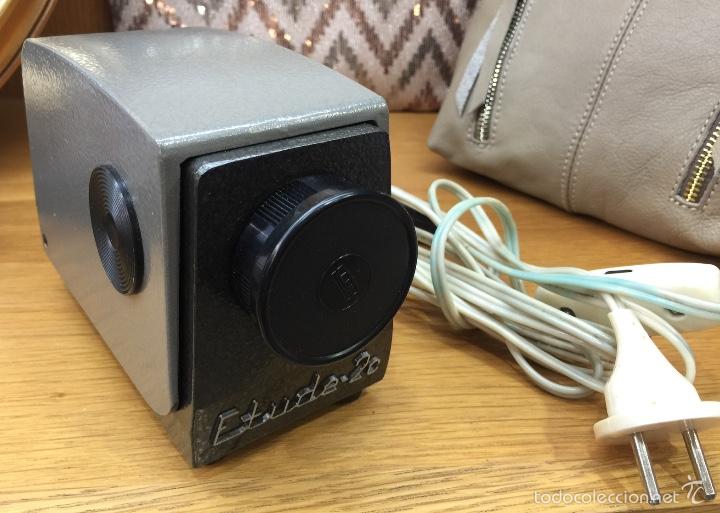 Antig&uuml;edades: Proyector de diapositivas sovietico ETUDE - 2C (35mm.) - Foto 4