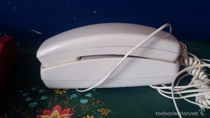 Tel&eacute;fonos: Dos tel&eacute;fonos antiguos vintage - Foto 2
