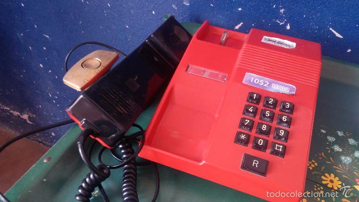 Tel&eacute;fonos: Dos tel&eacute;fonos antiguos vintage - Foto 3