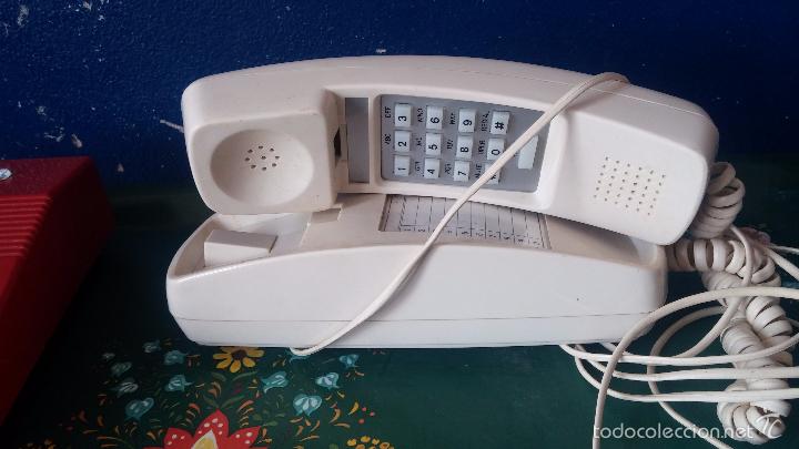 Tel&eacute;fonos: Dos tel&eacute;fonos antiguos vintage - Foto 4