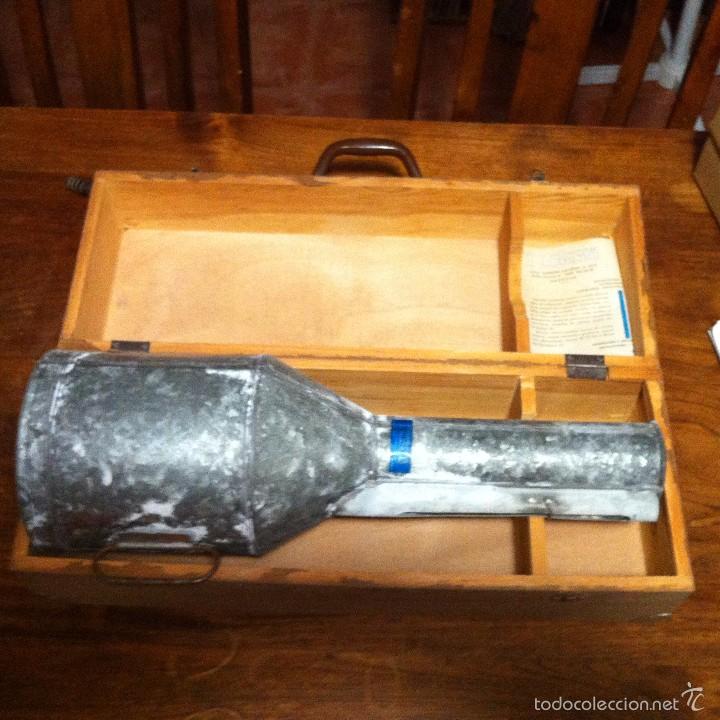 Antig&uuml;edades: recipiente para medir capacidad - Foto 2