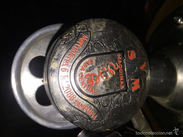 Antig&uuml;edades: MAQUINA REPARAR MEDIAS - Foto 7