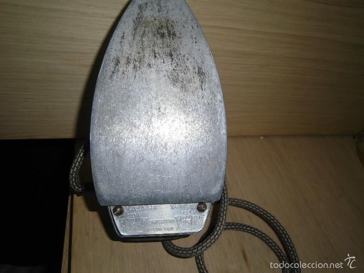 Antig&uuml;edades: plancha electrica jata - Foto 2