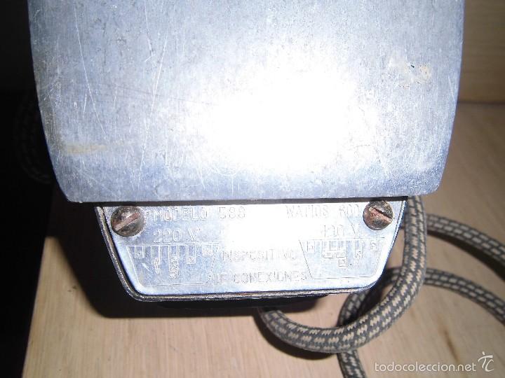 Antig&uuml;edades: plancha electrica jata - Foto 3