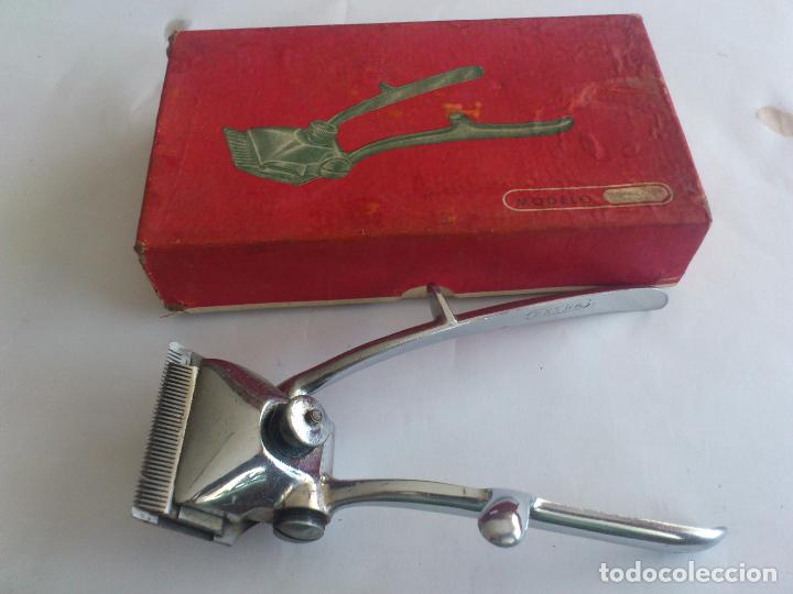 Antig&uuml;edades: MAQUINA PARA CORTAR EL PELO MOD STANDARD EXTRA, CON CAJA - Foto 2