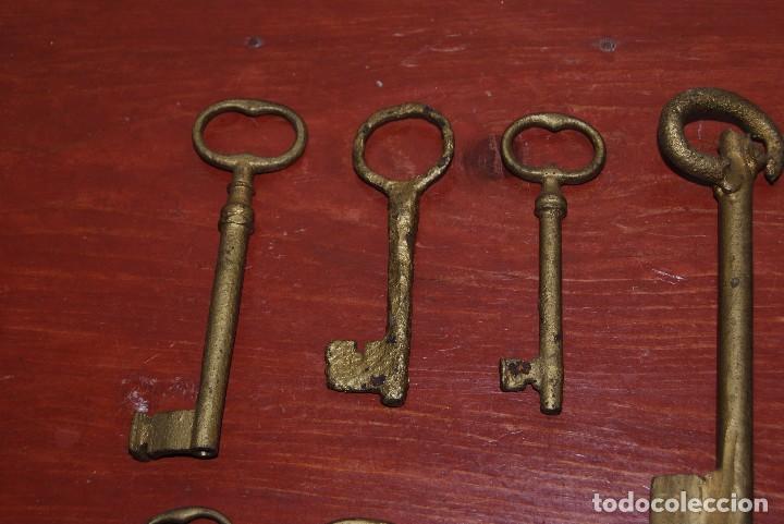 Antig&uuml;edades: DOCE LLAVES DE HIERRO - Foto 3