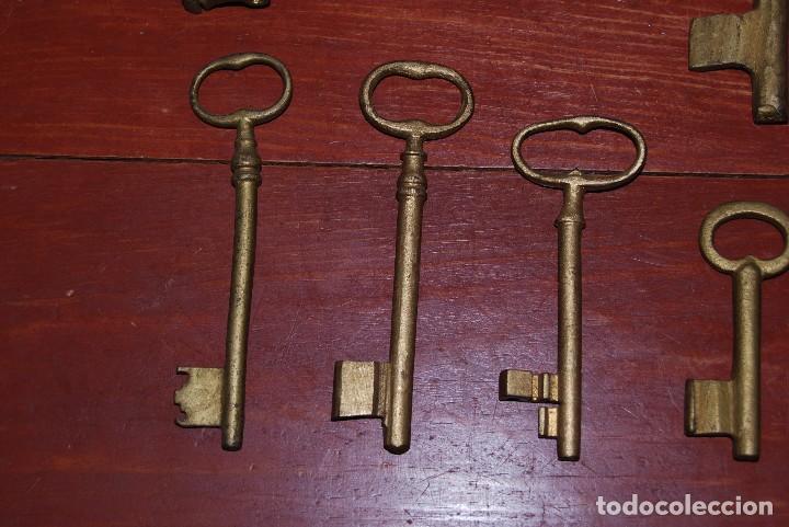 Antig&uuml;edades: DOCE LLAVES DE HIERRO - Foto 5