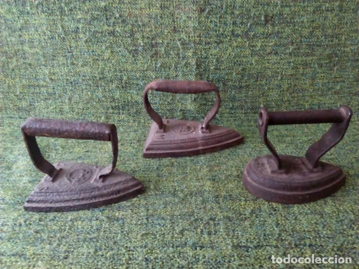 Antig&uuml;edades: LOTE DE TRES PLANCHAS - Foto 1
