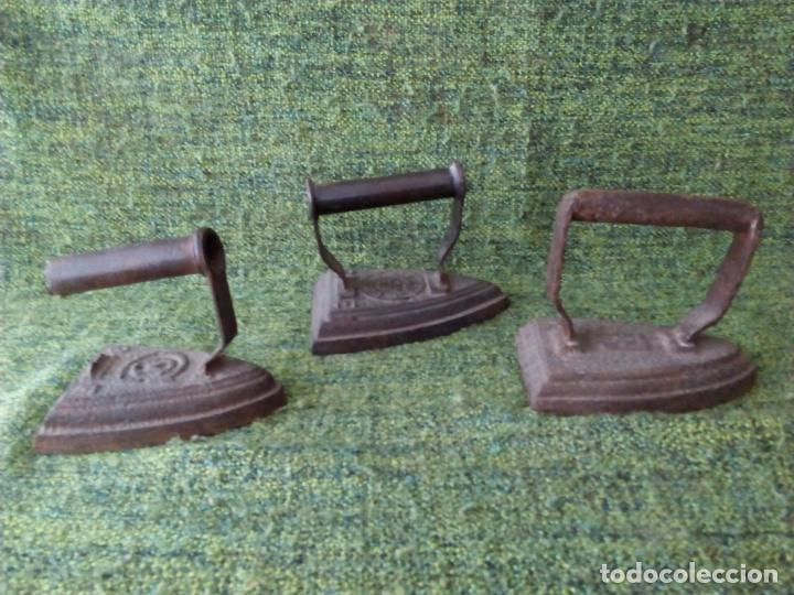 Antig&uuml;edades: LOTE DE TRES PLANCHAS - Foto 2