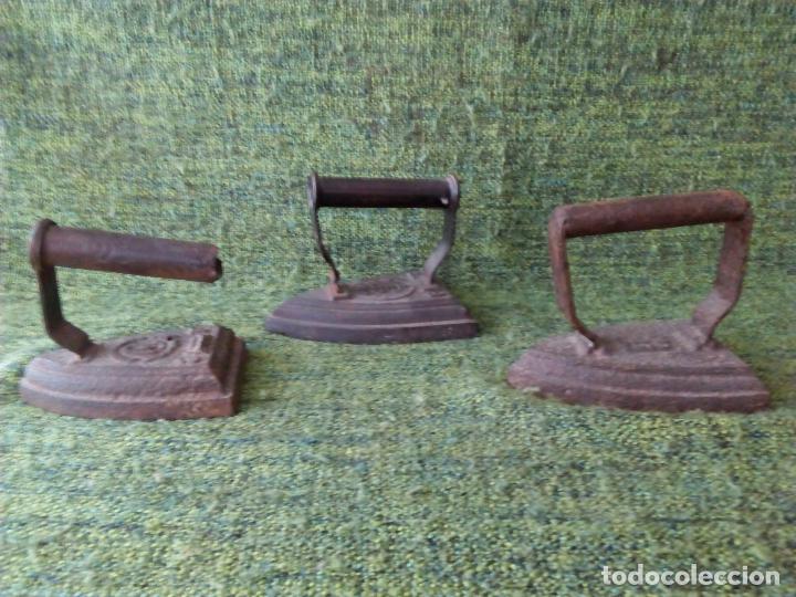 Antig&uuml;edades: LOTE DE TRES PLANCHAS - Foto 3
