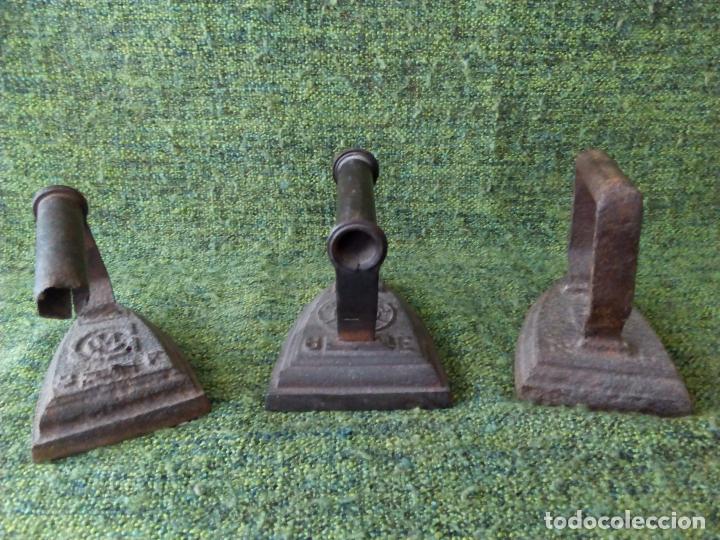Antig&uuml;edades: LOTE DE TRES PLANCHAS - Foto 4