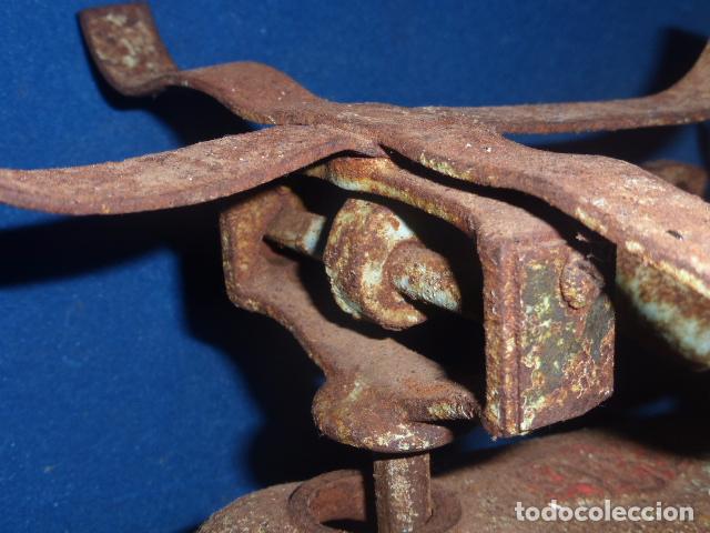 Antig&uuml;edades: ANTIGUA BALANZA DE HIERRO - Foto 6