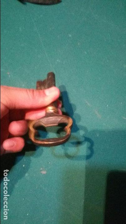 Antig&uuml;edades: BONITA LLAVE DE BRONCE. - Foto 2
