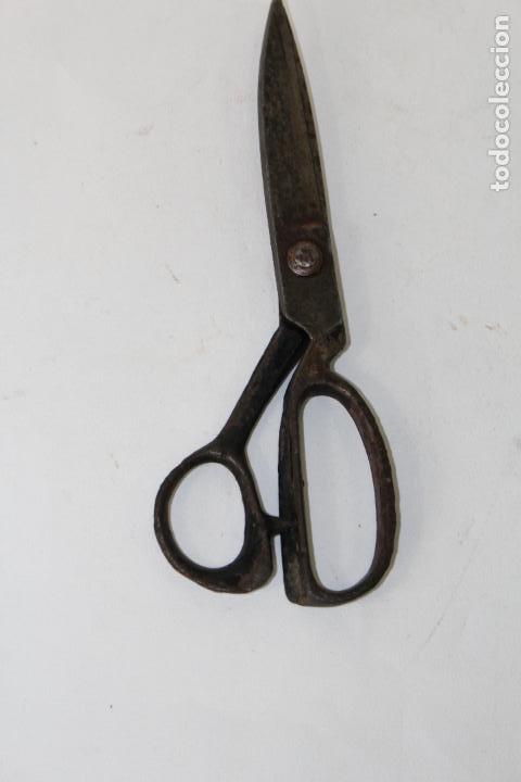 Antig&uuml;edades: tijeras de sastre antiguas - Foto 3