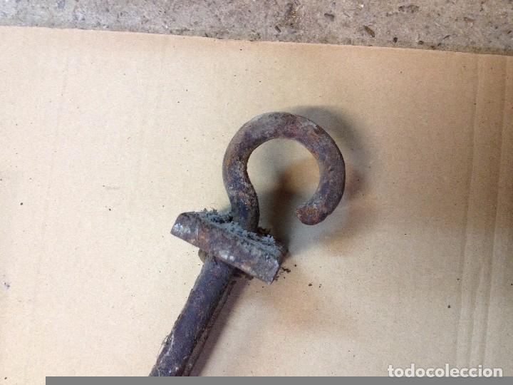 Antig&uuml;edades: BASCULA ROMANA CON ADORNOS - Foto 7