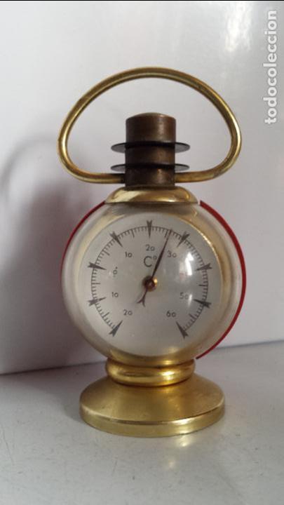 Antig&uuml;edades: TERM&Oacute;METRO EN C&ordm; DE SOBREMESA CON FORMA DE FAROL - FUNCIONANDO - Foto 1