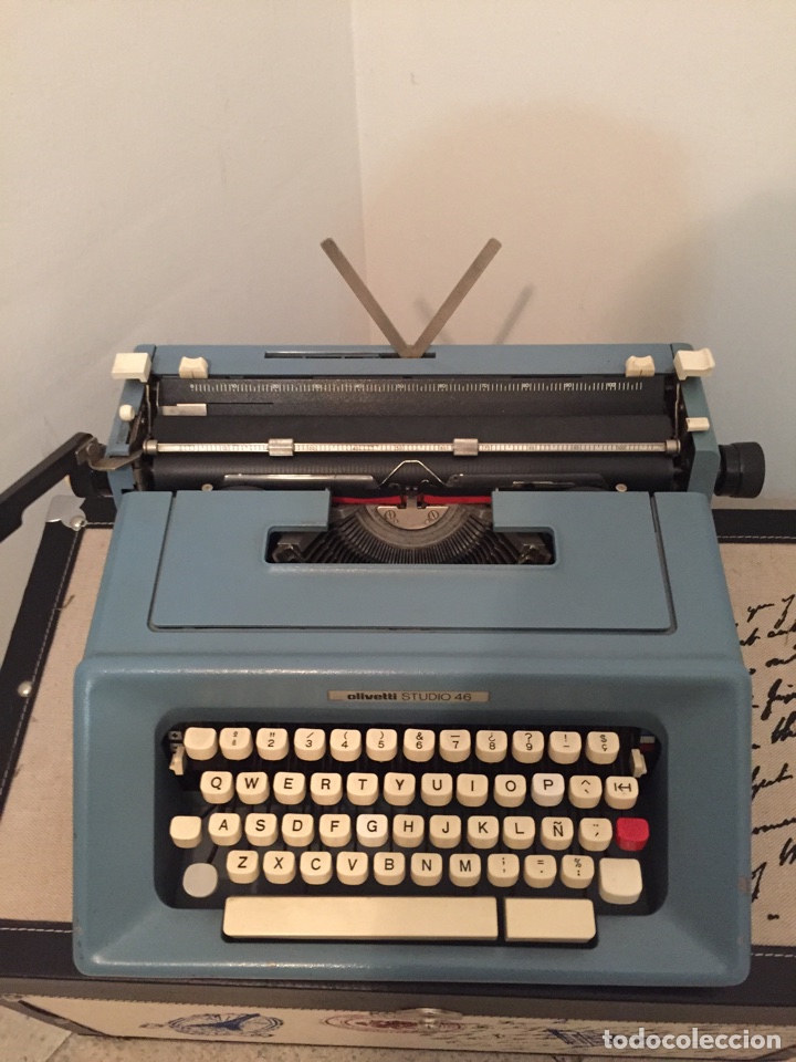 Antig&uuml;edades: M&aacute;quina de escribir Olivetti - Foto 4