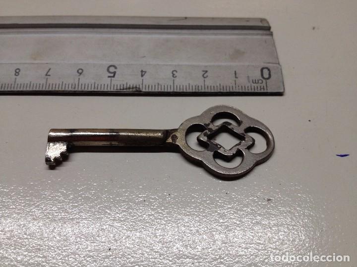 Antig&uuml;edades: LLAVE ARMARIO (M) - Foto 1