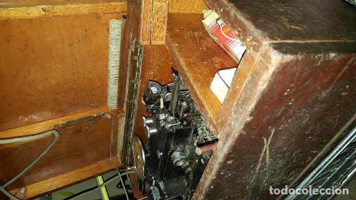 Antig&uuml;edades: TITAN - MAQUINA DE ANUDAR - PRIMER MODELO - 1935 - Foto 5