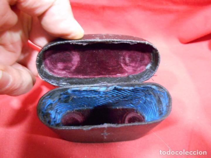 Antig&uuml;edades: ANTIGUA FUNDA DE PRISMATICOS - Foto 3