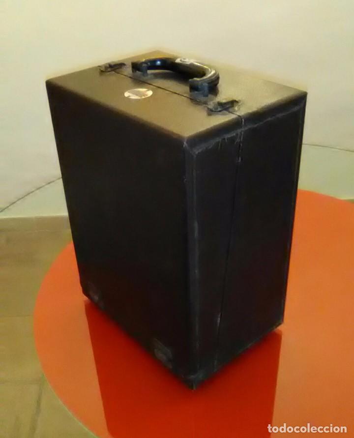 Antig&uuml;edades: PROYECTOR DE CINE PORTATIL MARCA KODAKSCOPE - Foto 3