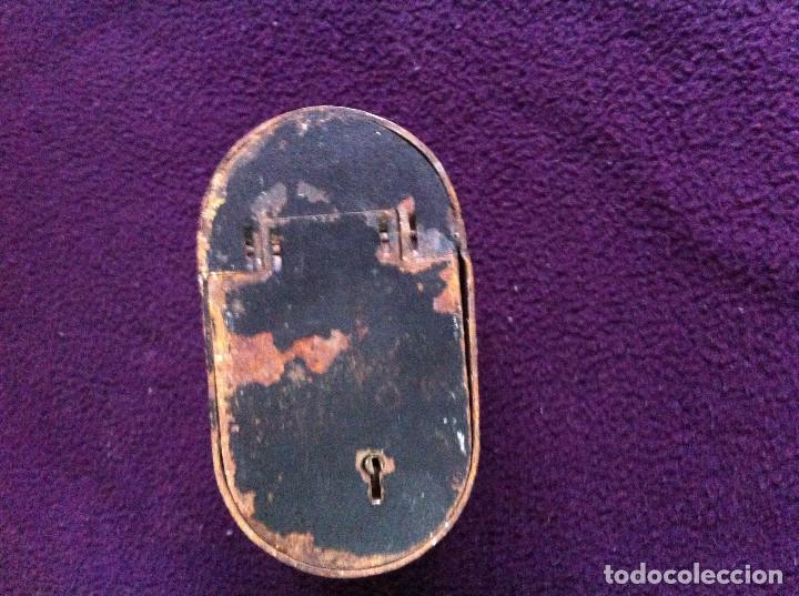 Antig&uuml;edades: bonita caja de caudales - Foto 3