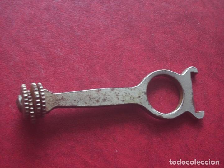 Antig&uuml;edades: Llave : EXTRACTOR de CARTUCHOS ESCOPETA. - Foto 1