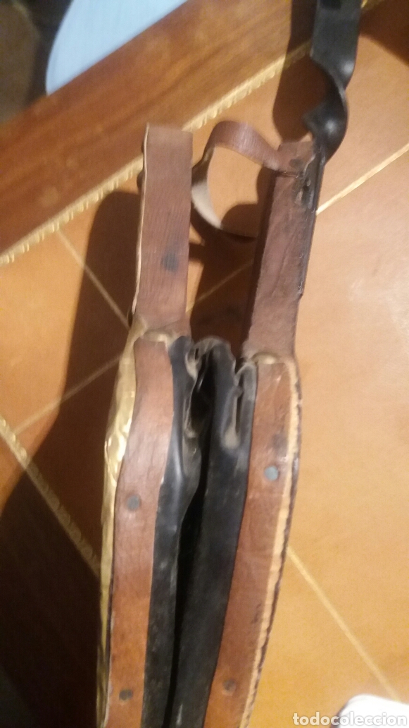 Antig&uuml;edades: Fuelle con laton - Foto 2