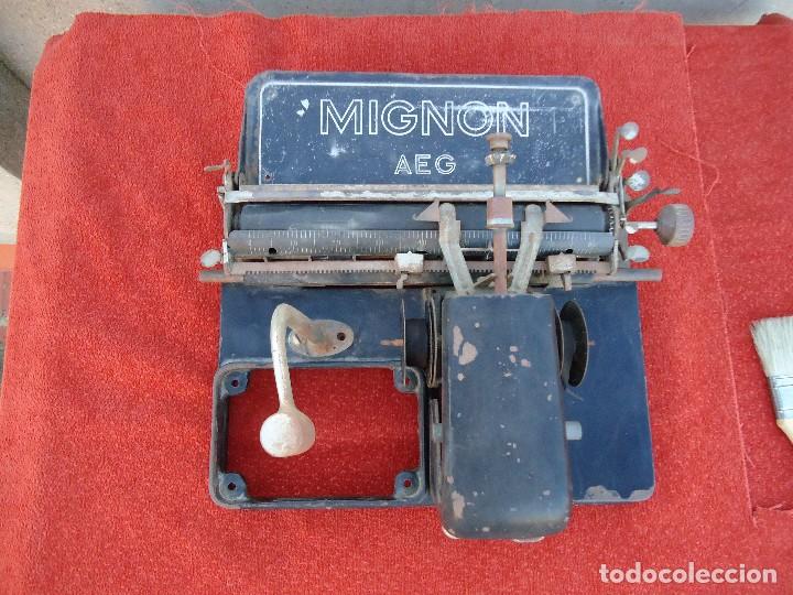 Antig&uuml;edades: MAQUINA DE ESCRIBIR AEG MIGNON - Foto 1