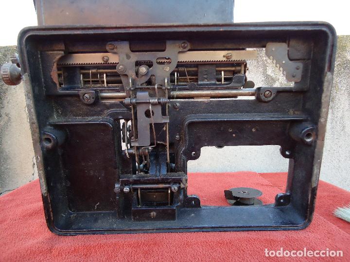 Antig&uuml;edades: MAQUINA DE ESCRIBIR AEG MIGNON - Foto 5