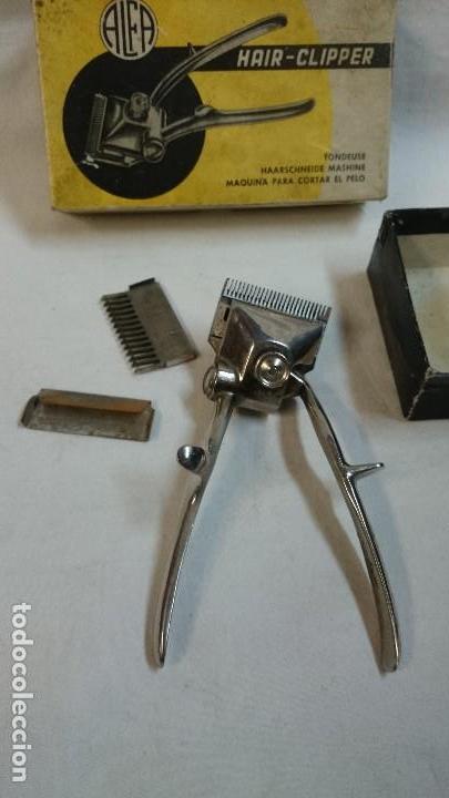Antig&uuml;edades: M&Aacute;QUINA PARA CORTAR EL PELO ALFA - Foto 3