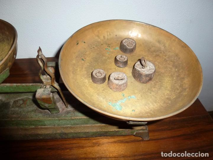 Antig&uuml;edades: BALANZA BASCULA CON PESOS VERDE - Foto 10