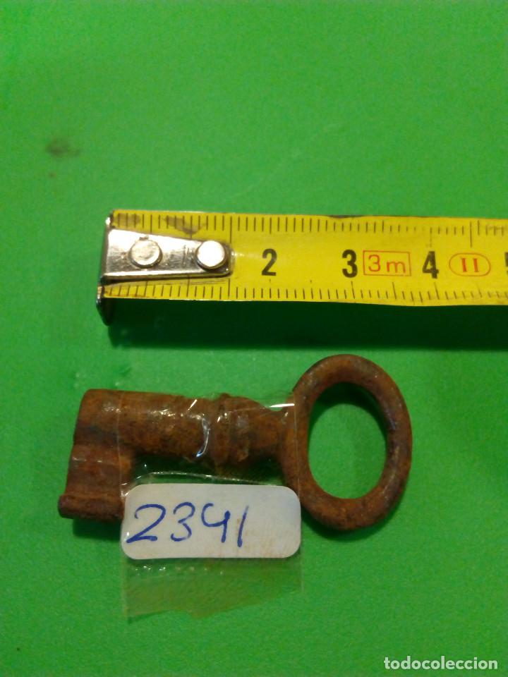 Antig&uuml;edades: PEQUE&Ntilde;A LLAVE DE HIERRO - Foto 1