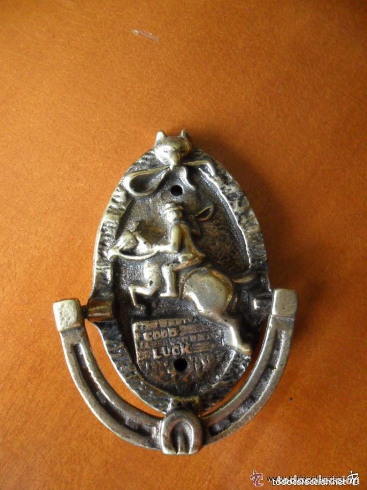 Antig&uuml;edades: ALDABA LLAMADOR EN BRONCE CON JINETE A CABALLO - Foto 1