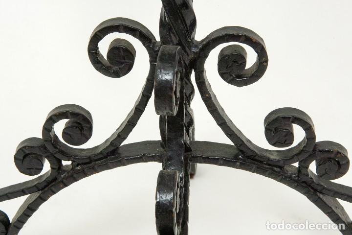 Antig&uuml;edades: CANDELABRO DE FORJA A&Ntilde;O 1949 - Foto 7